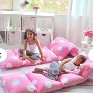 NWT Pillow Floor Lounge Covers Black & White!